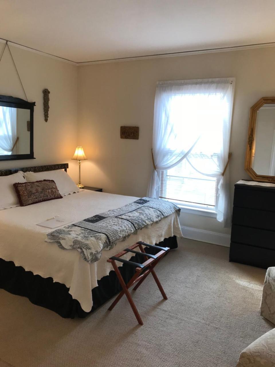ホテル Julietta House グロスター 部屋 写真